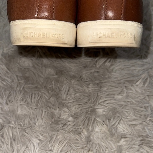 Michael Kors shoes and scarf set Brown and Tan women’s Shoes - Picture 5 of 16